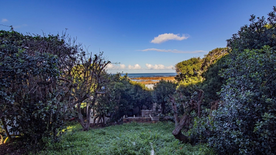 4 Bedroom Property for Sale in Franskraal Western Cape